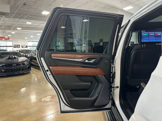2023 GMC Yukon Denali Ultimate 4WD Rear Media Power Sunroof | Irving, Texas | Hopper Motorplex 2023 GMC Yukon Denali Ultimate 4WD Rear Media Power Sunroof | Irving, Texas | Hopper Motorplex