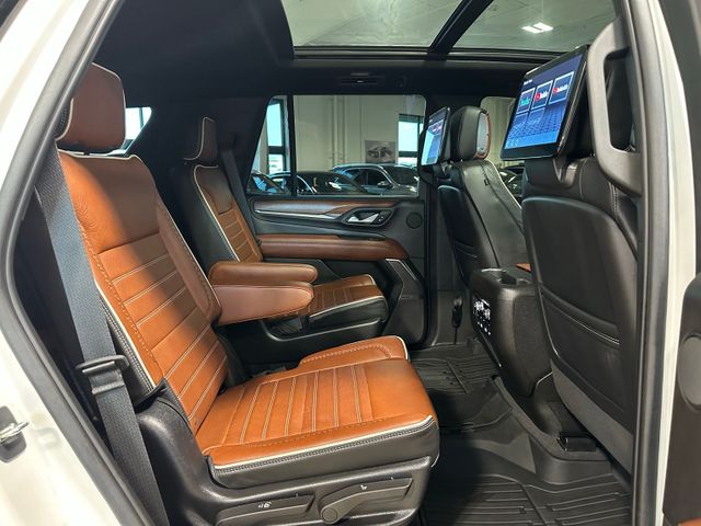 2023 GMC Yukon Denali Ultimate 4WD Rear Media Power Sunroof | Irving, Texas | Hopper Motorplex