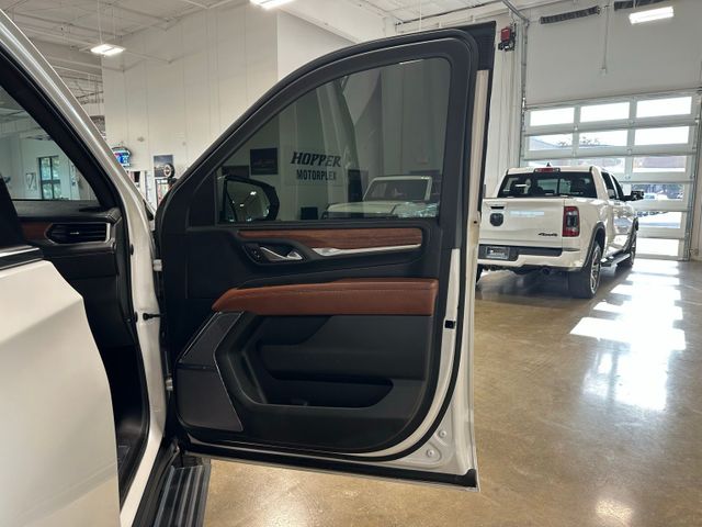 2023 GMC Yukon Denali Ultimate 4WD Rear Media Power Sunroof | Irving, Texas | Hopper Motorplex 2023 GMC Yukon Denali Ultimate 4WD Rear Media Power Sunroof | Irving, Texas | Hopper Motorplex