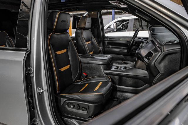 2023 GMC Yukon XL AT4 Premium 4WD 6.2L V8 LIFTED 35" A/T Rear TVs | Dallas, TX | East Dallas Diesel