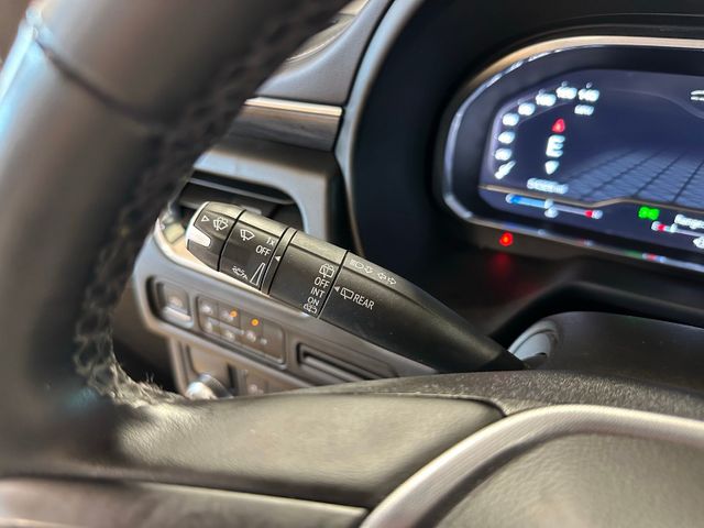 2023 GMC Yukon XL SLT Premium Package Dual Buckets Media Entertai... | Irving, Texas | Hopper Motorplex 2023 GMC Yukon XL SLT Premium Package Dual Buckets Media Entertai... | Irving, Texas | Hopper Motorplex