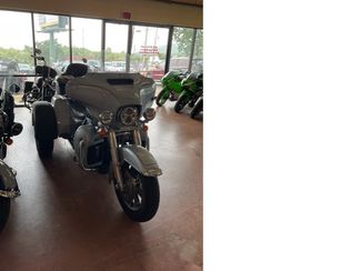 2023 Harley-Davidson FLHTCUTG HEAVY WEIGHT in Hot Springs, AR 71913