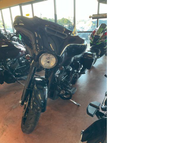 2023 Harley-Davidson FLHXS HEAVY WEIGHT 2023 Harley-Davidson FLHXS HEAVY WEIGHT