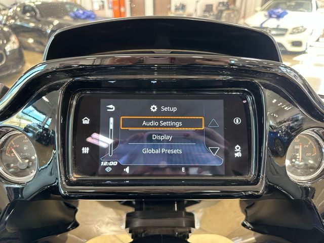 2023 Harley-Davidson Road Glide 3 Trike V-Twin | Irving, Texas | Hopper Motorplex 2023 Harley-Davidson Road Glide 3 Trike V-Twin | Irving, Texas | Hopper Motorplex