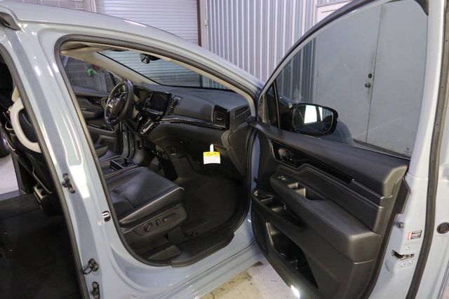 2023 Honda Odyssey Elite 4dr Mini Van
