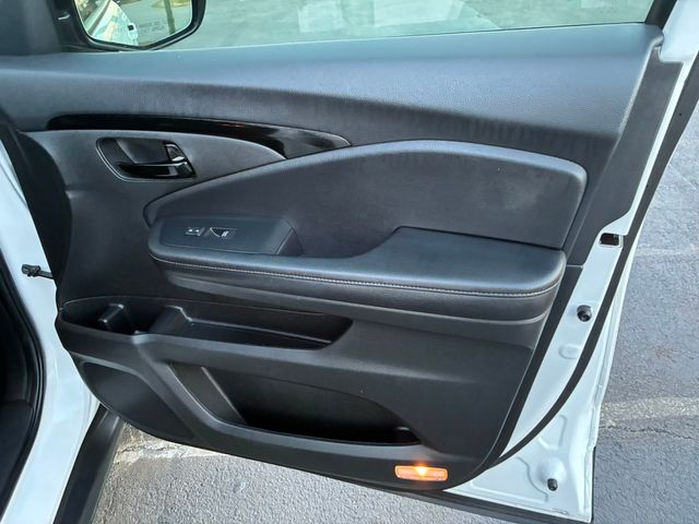 2023 Honda Passport Elite