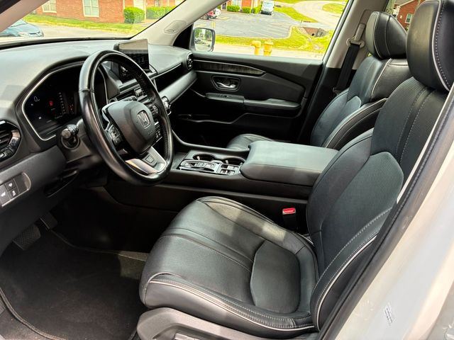 2023 Honda Pilot Elite