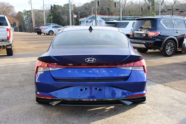 2023 Hyundai ELANTRA Limited | Cullman, AL | Anthony Yates Automotive 2023 Hyundai ELANTRA Limited | Cullman, AL | Anthony Yates Automotive