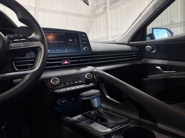 2023 Hyundai ELANTRA BLUE