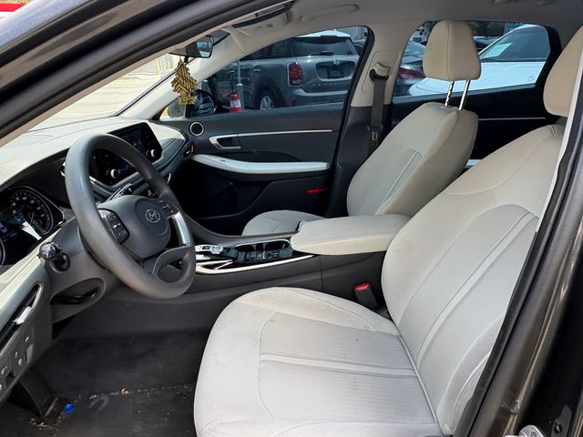 2023 Hyundai SONATA SE