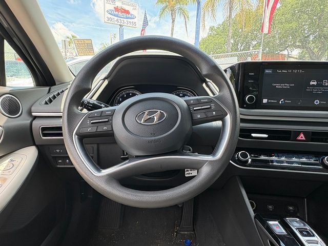 2023 Hyundai SONATA SE