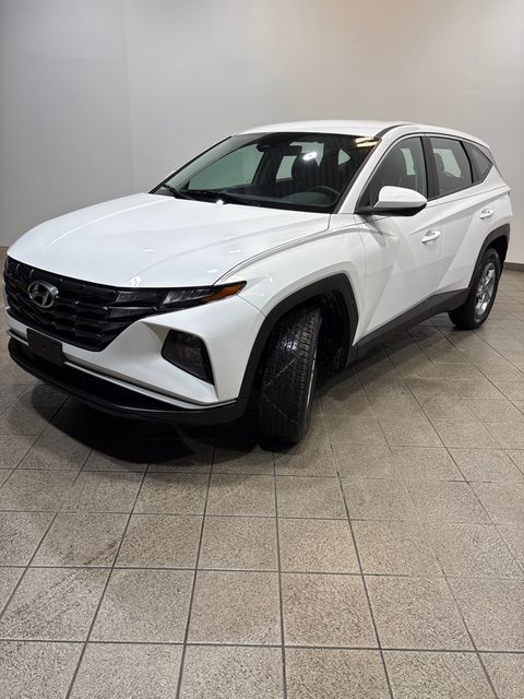 2023 Hyundai TUCSON SE