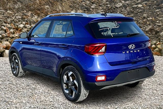 2023 Hyundai VENUE Limited