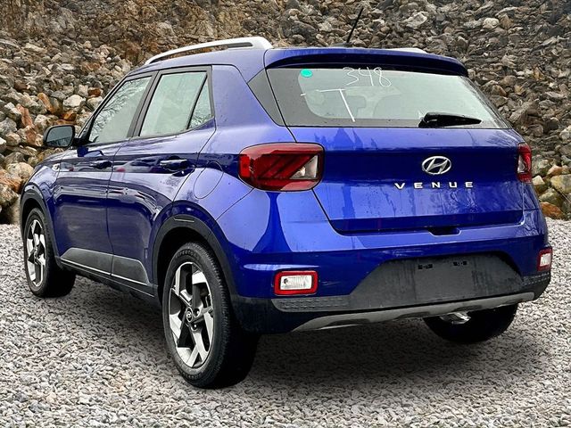2023 Hyundai VENUE Limited