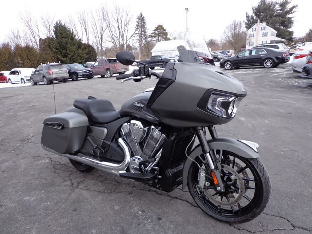 2023 Indian CHALLENGER SMOKE | Ephrata, PA | Oregon Pike Motors