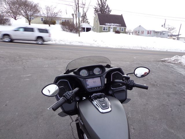 2023 INDIAN CHALLENGER SMOKE