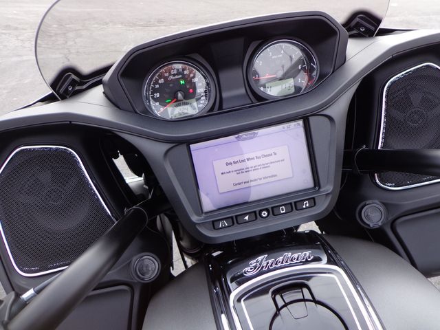 2023 INDIAN CHALLENGER SMOKE