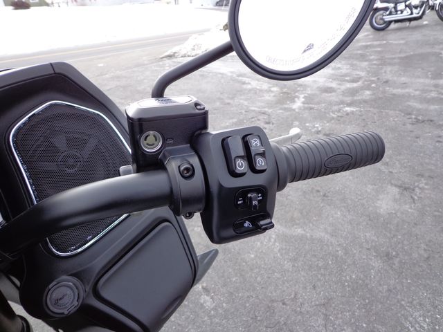 2023 INDIAN CHALLENGER SMOKE