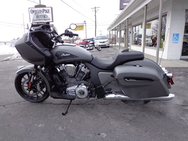 2023 INDIAN CHALLENGER SMOKE