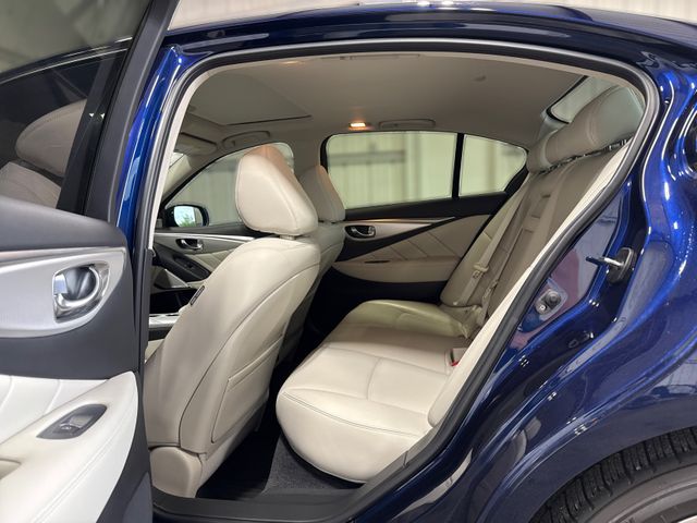 2023 Infiniti Q50 LUXE 2023 Infiniti Q50 LUXE