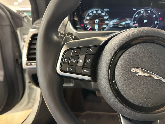 2023 Jaguar F-TYPE P450