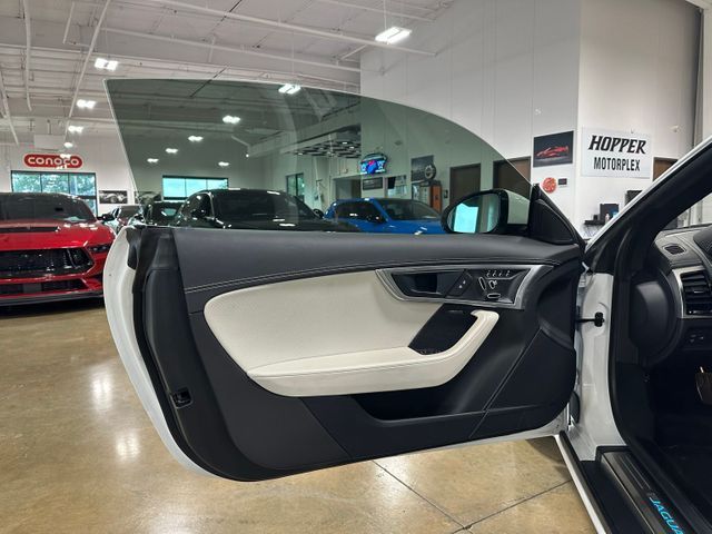 2023 Jaguar F-TYPE P450