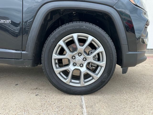 2023 Jeep Compass Latitude Lux