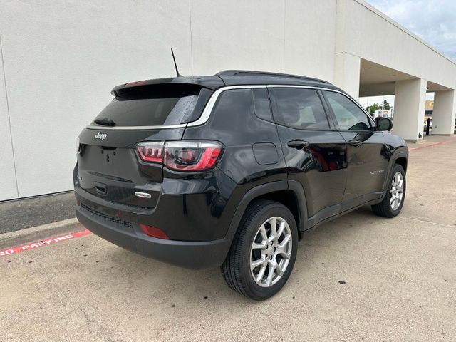 2023 Jeep Compass Latitude Lux
