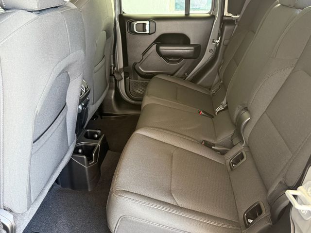 2023 Jeep Gladiator Willys Sport | Calexico, CA | Auto Depot of Calexico 2023 Jeep Gladiator Willys Sport | Calexico, CA | Auto Depot of Calexico