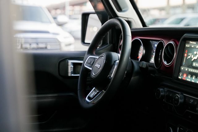 2023 Jeep Gladiator Rubicon 4X4 / LOADED / LEATHER / NAVIGATION | Austin, TX | Rocky Mountain Truck Stop Austin 2023 Jeep Gladiator Rubicon 4X4 / LOADED / LEATHER / NAVIGATION | Austin, TX | Rocky Mountain Truck Stop Austin