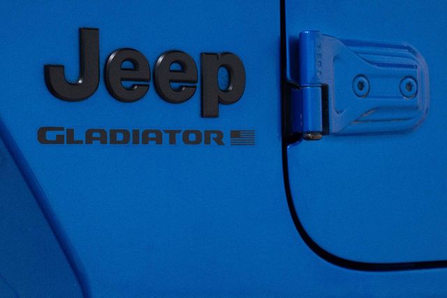 2023 Jeep Gladiator Sport S 4x4 4dr Crew Cab 5.0 ft. SB | Houston, TX | Houston Auto Credit 2023 Jeep Gladiator Sport S 4x4 4dr Crew Cab 5.0 ft. SB | Houston, TX | Houston Auto Credit