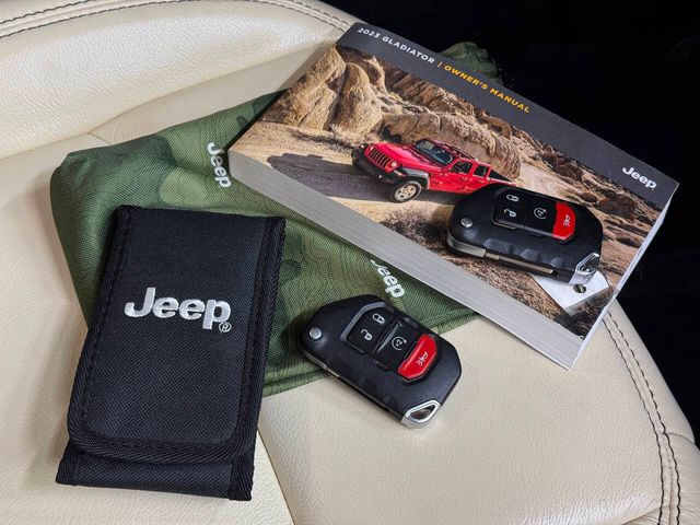 2023 Jeep Gladiator Sport S 4x4 4dr Crew Cab 5.0 ft. SB | Houston, TX | Houston Auto Credit 2023 Jeep Gladiator Sport S 4x4 4dr Crew Cab 5.0 ft. SB | Houston, TX | Houston Auto Credit