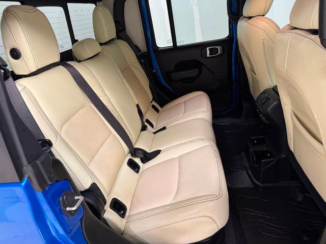 2023 Jeep Gladiator Sport S 4x4 4dr Crew Cab 5.0 ft. SB | Houston, TX | Houston Auto Credit 2023 Jeep Gladiator Sport S 4x4 4dr Crew Cab 5.0 ft. SB | Houston, TX | Houston Auto Credit