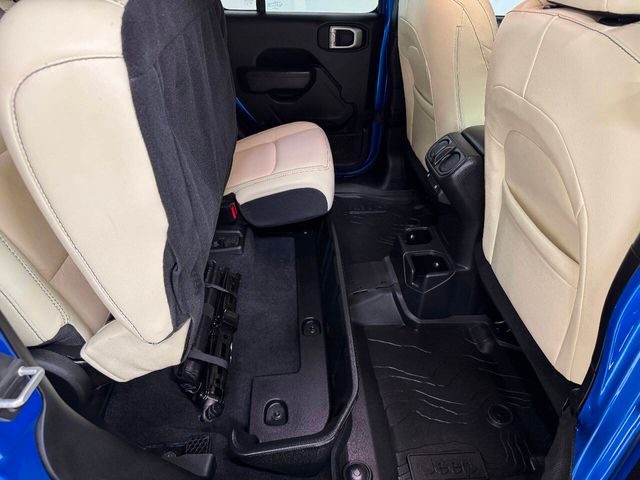 2023 Jeep Gladiator Sport S 4x4 4dr Crew Cab 5.0 ft. SB | Houston, TX | Houston Auto Credit 2023 Jeep Gladiator Sport S 4x4 4dr Crew Cab 5.0 ft. SB | Houston, TX | Houston Auto Credit