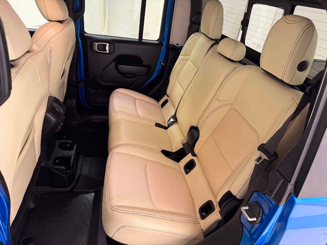 2023 Jeep Gladiator Sport S 4x4 4dr Crew Cab 5.0 ft. SB | Houston, TX | Houston Auto Credit 2023 Jeep Gladiator Sport S 4x4 4dr Crew Cab 5.0 ft. SB | Houston, TX | Houston Auto Credit