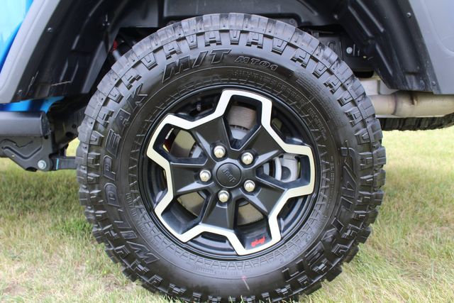 2023 Jeep Gladiator Rubicon Manual | Roscoe, IL | Autoland Outlets 2023 Jeep Gladiator Rubicon Manual | Roscoe, IL | Autoland Outlets