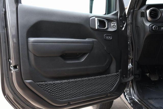 2023 Jeep Gladiator Sport 3 Piece Hard Top Back up Camera Uconnect XM