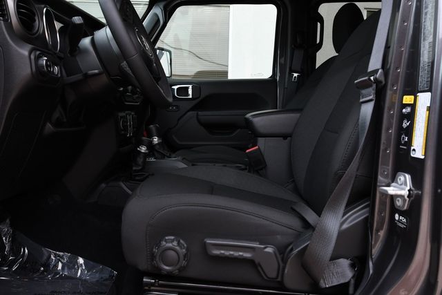 2023 Jeep Gladiator Sport 3 Piece Hard Top Back up Camera Uconnect XM 2023 Jeep Gladiator Sport 3 Piece Hard Top Back up Camera Uconnect XM