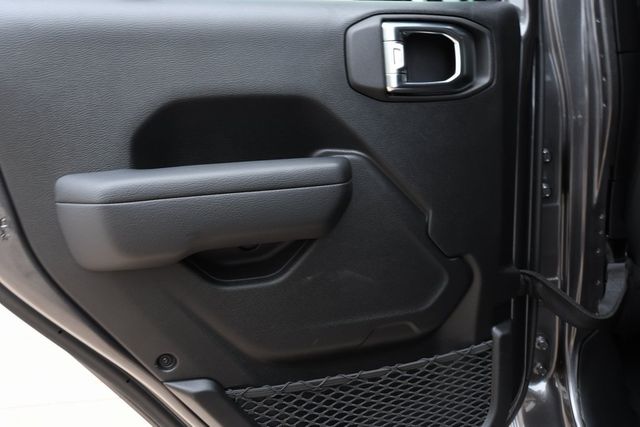 2023 Jeep Gladiator Sport 3 Piece Hard Top Back up Camera Uconnect XM 2023 Jeep Gladiator Sport 3 Piece Hard Top Back up Camera Uconnect XM