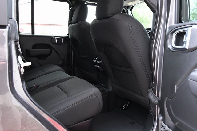 2023 Jeep Gladiator Sport 3 Piece Hard Top Back up Camera Uconnect XM 2023 Jeep Gladiator Sport 3 Piece Hard Top Back up Camera Uconnect XM