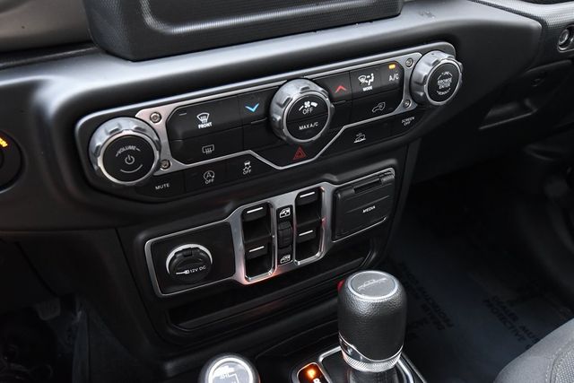 2023 Jeep Gladiator Sport 3 Piece Hard Top Back up Camera Uconnect XM