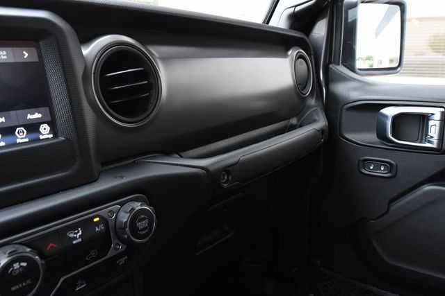 2023 Jeep Gladiator Sport 3 Piece Hard Top Back up Camera Uconnect XM 2023 Jeep Gladiator Sport 3 Piece Hard Top Back up Camera Uconnect XM