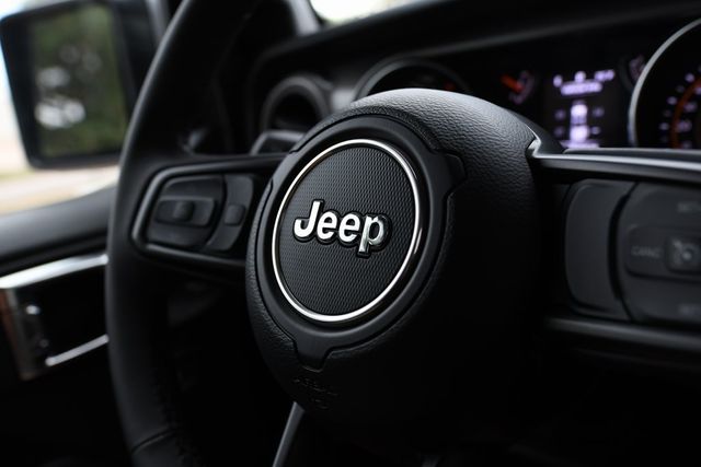 2023 Jeep Gladiator Sport 3 Piece Hard Top Back up Camera Uconnect XM 2023 Jeep Gladiator Sport 3 Piece Hard Top Back up Camera Uconnect XM