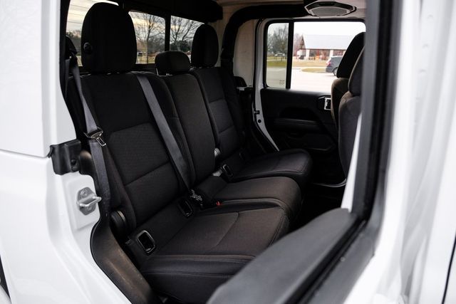 2023 Jeep Gladiator Overland 2023 Jeep Gladiator Overland