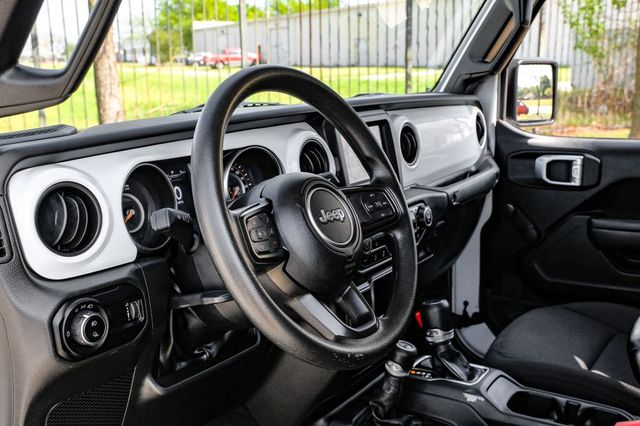 2023 Jeep Gladiator Sport