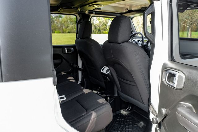 2023 Jeep Gladiator Sport