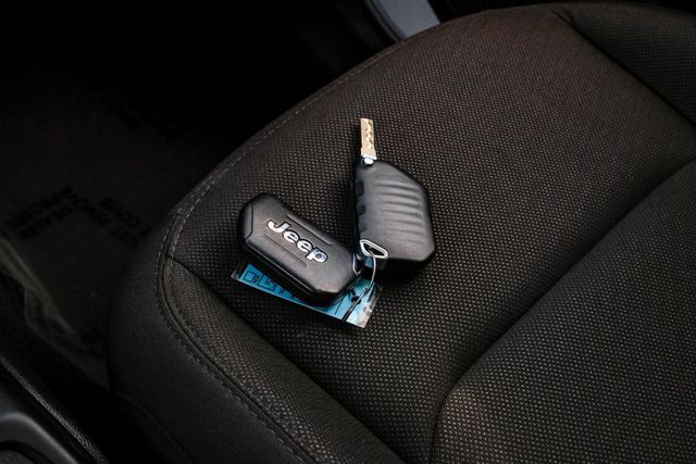 2023 Jeep Gladiator Sport 2023 Jeep Gladiator Sport