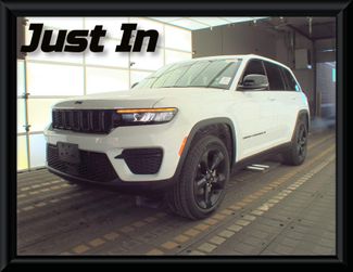 2023 Jeep Grand Cherokee Altitude 4x4