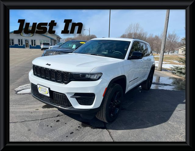 2023 Jeep Grand Cherokee Altitude 4x4