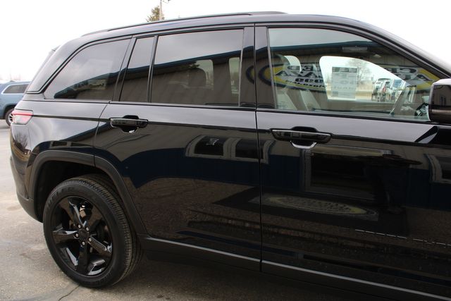 2023 Jeep Grand Cherokee Altitude 4x4